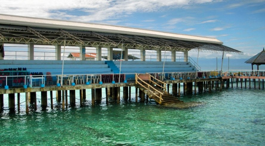 Dolphin Island, Philippines , Philippines
